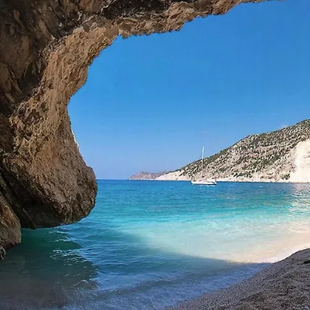 Exquisite Kefalonia Arystar 1 Bedroom Seafornt *